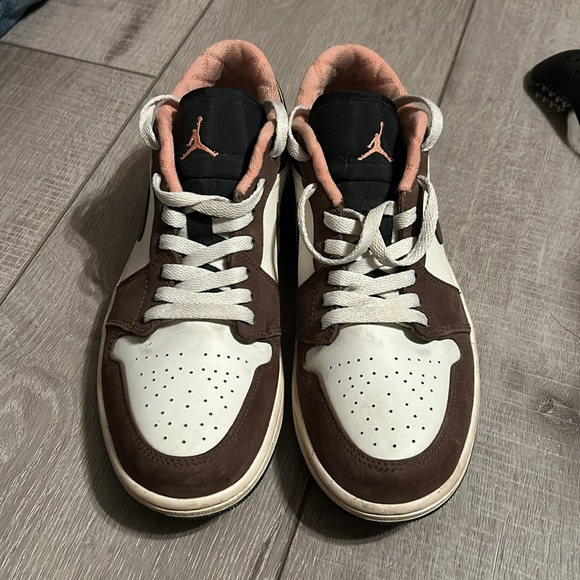 Nike Air Jordan 1 low mocha worn but not in bad condition - Picture 3 of 8